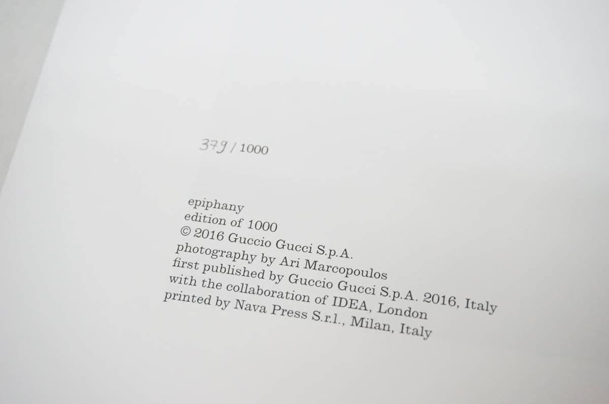 Amazon.co.jp: Gucci グッチ 1000部 写真集 Epiphany エピファニー